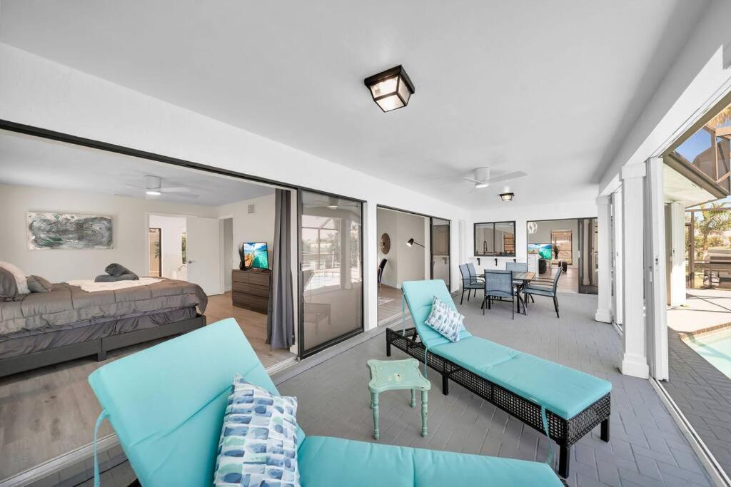 Villa Luxury Waterfront Haven In Cape Coral - Dog-Friendly Escape With Private Pool Esterno foto