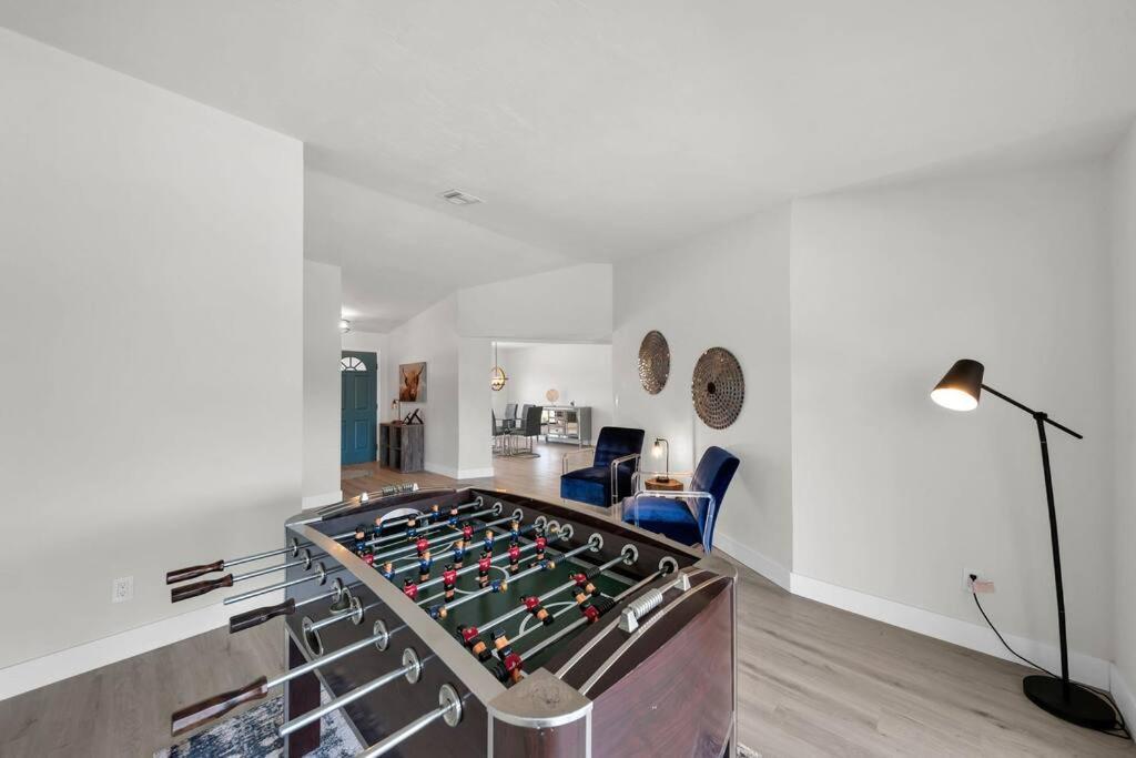 Villa Luxury Waterfront Haven In Cape Coral - Dog-Friendly Escape With Private Pool Esterno foto